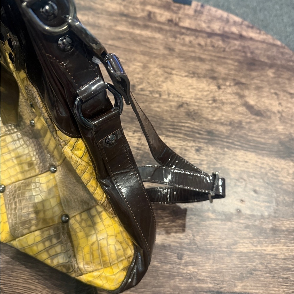 Yellow and Brown Geometric Shoulder Bag - Picture 6 of 8